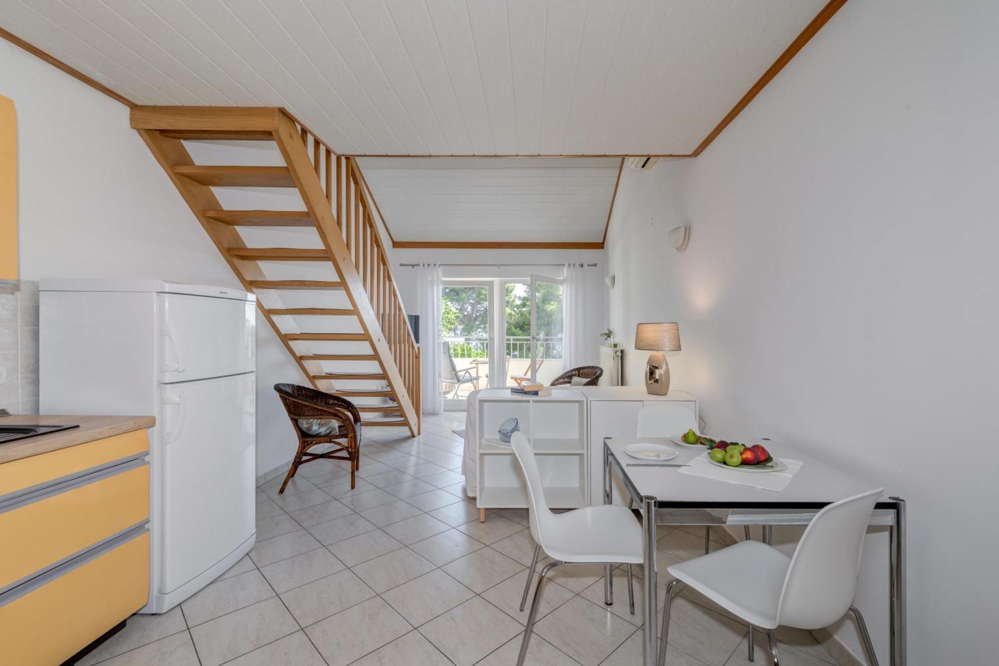Beachfront Apartment Milan, With Balcony Σπλιτ Εξωτερικό φωτογραφία
